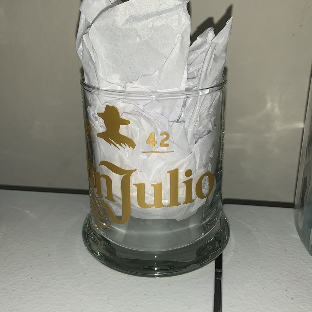 Drinking Cups - Picture 5 of 5